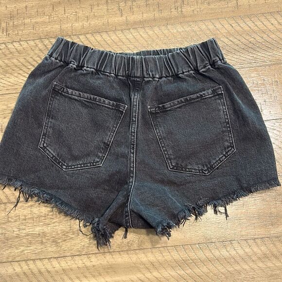 (3/$15) Forever 21 pull on high waist denim shorts size XS - Picture 4 of 7